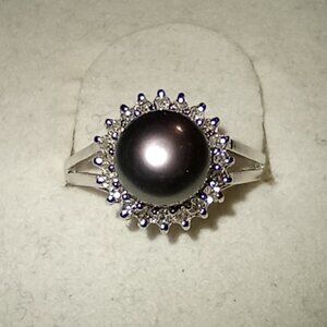 14Kt White Gold Black Tahitian Pearl Ballerina Ring